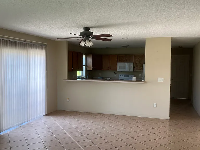 3120 Lamborn Ave — Photo 2