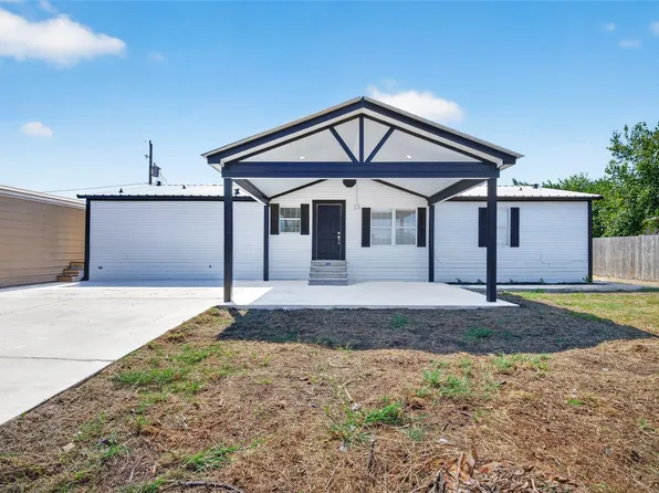 2426 N Battlebell Rd, Highlands, TX 77562