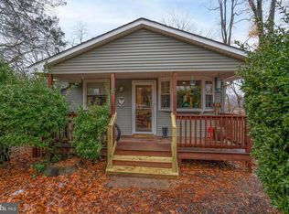 77 Cole Landing Rd, Blackwood, NJ 08012