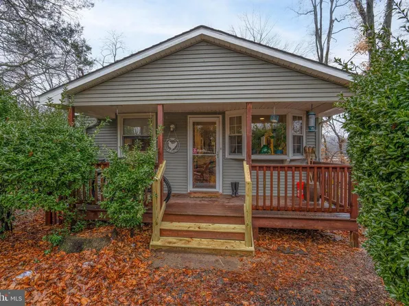 77 Cole Landing Rd, Blackwood, NJ 08012