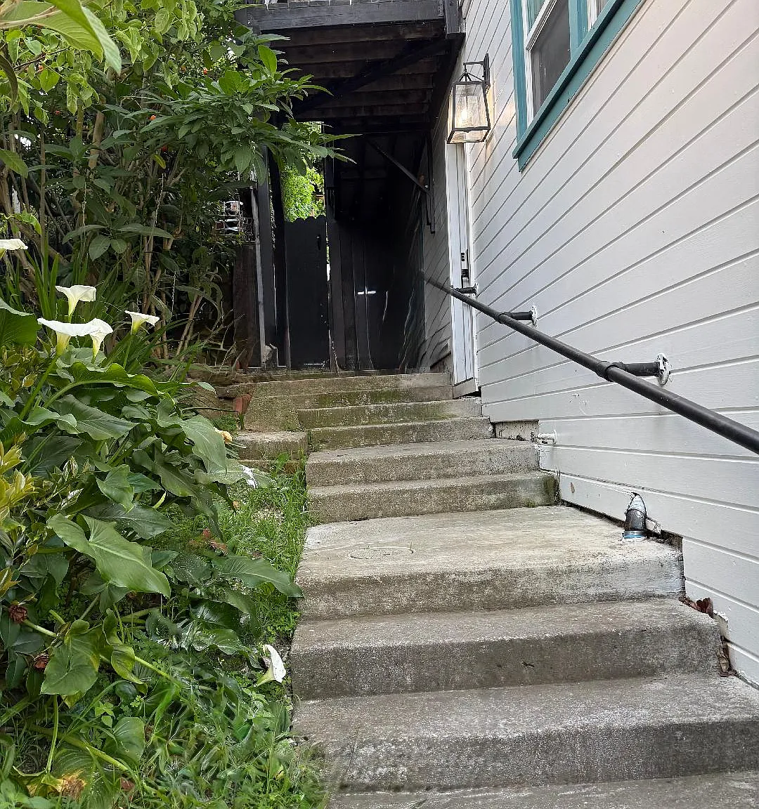 2 bed, $2,800 — Photo 1