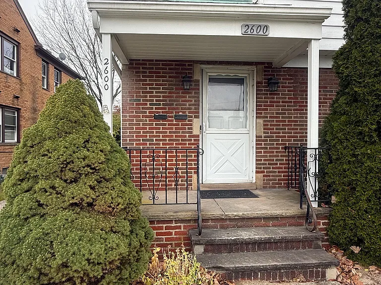 2600 Warrensville Center Rd #2 — Photo 2