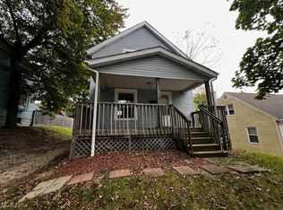 2157 10th St SW, Akron, OH 44314