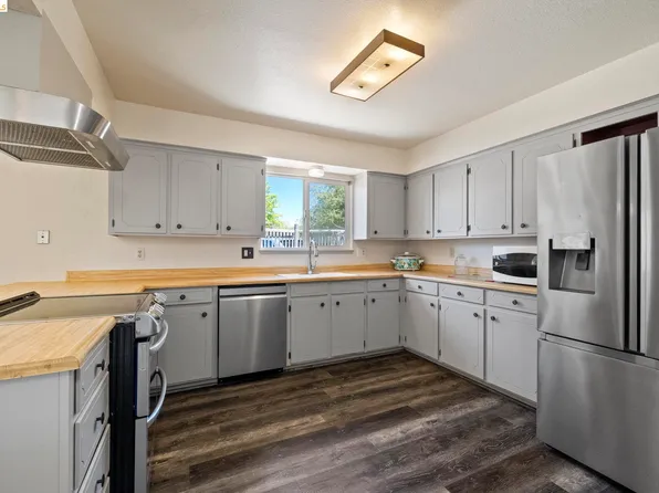 20504 Tracy Ct, Soulsbyville, CA 95372