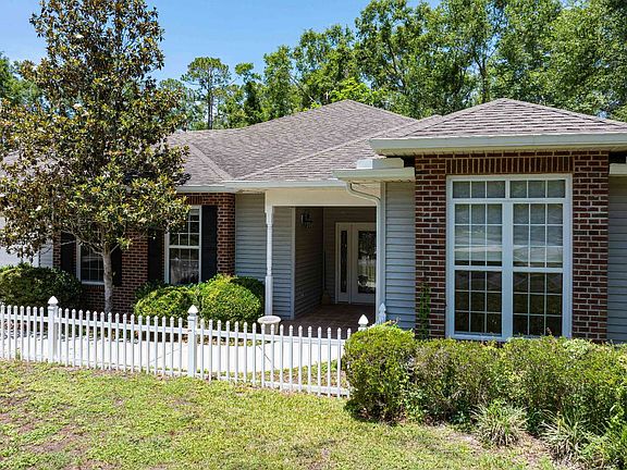 2nd image of 23323 Meadow View Dr