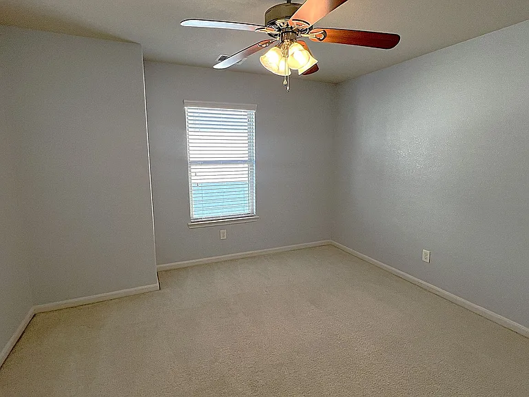 15631 Marble Bluff Ln — Photo 29