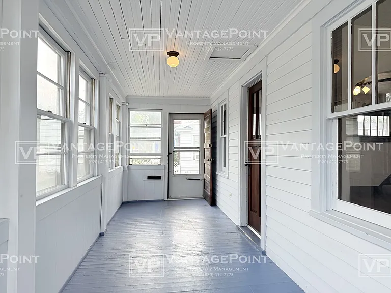 112 Cleveland St — Photo 2