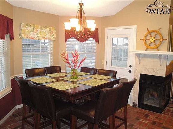4th image of this home