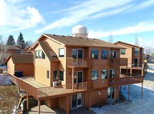 664 4th Ave E, Dickinson, ND 58601