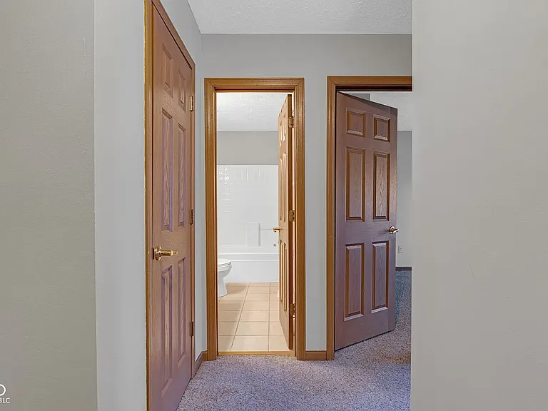 6318 Pickwick Ct — Photo 6