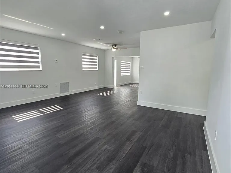 11984 SW 195th St — Photo 3