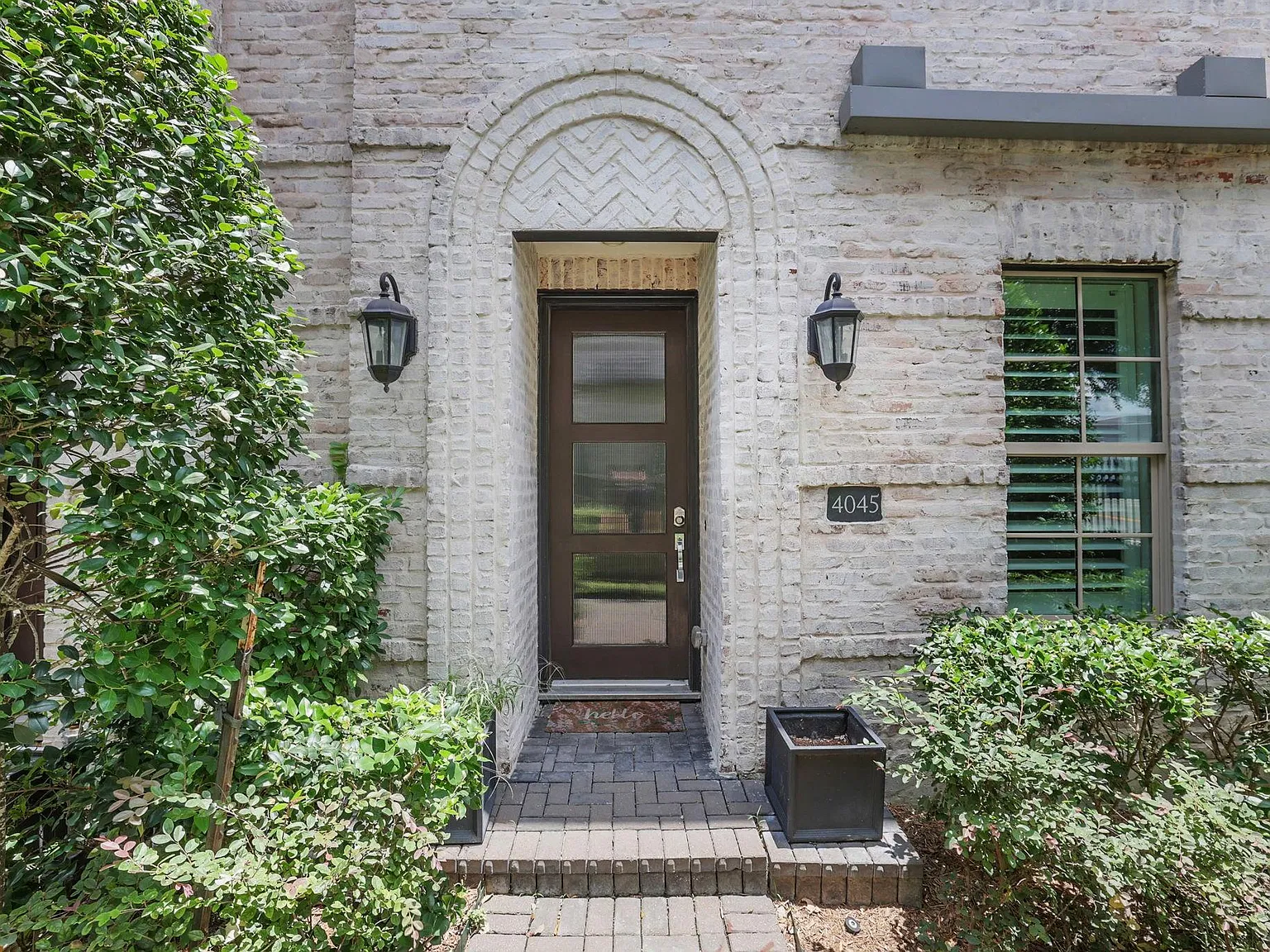 3 bed, 3.5 bath, 2000 sqft, $3,000 — Photo 4