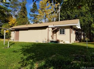 119 N 7th St, Manistique, MI 49854