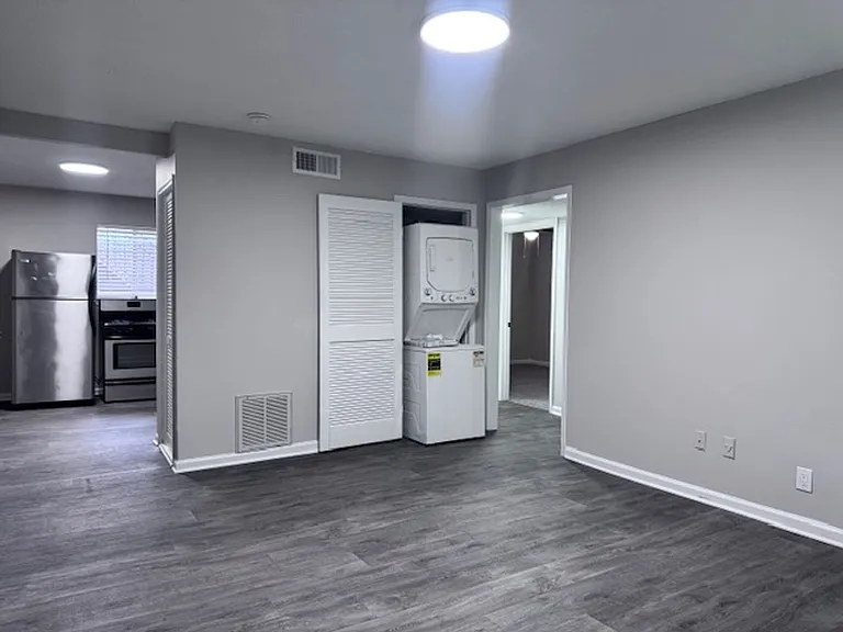 9 Clay St SE — Photo 11