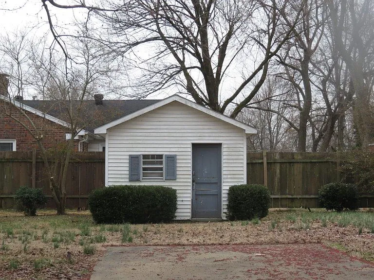 1301 Vine St — Photo 6