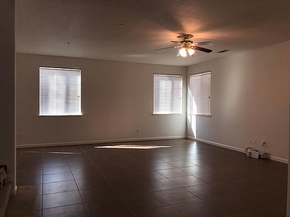 2nd image of 4644 Hidden Glen Dr