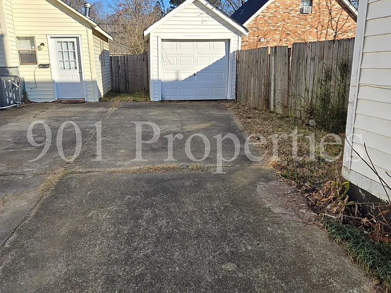 3708 Park Ave — Photo 15