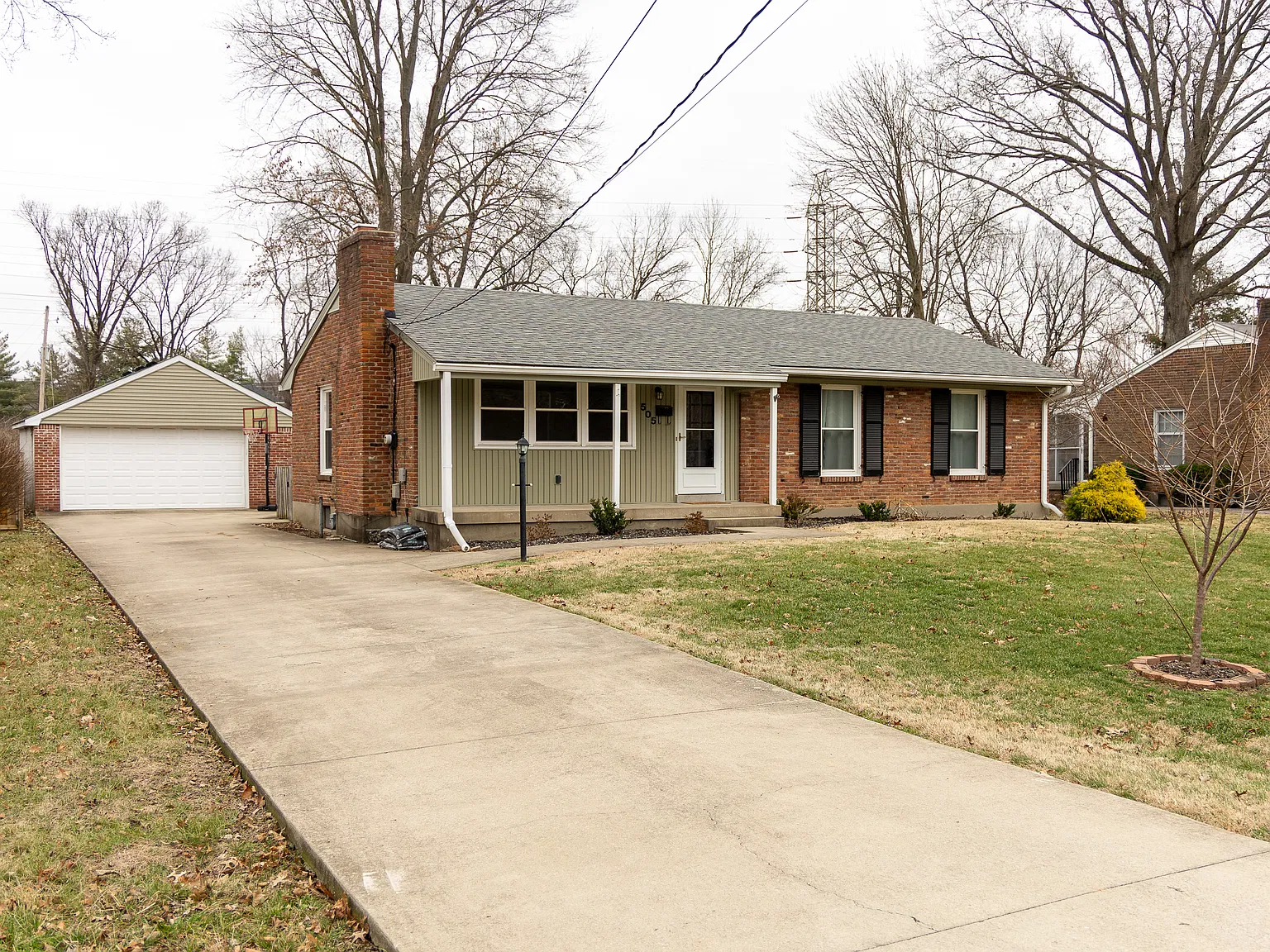 3 bed, 1200 sqft, $2,200 — Photo 1