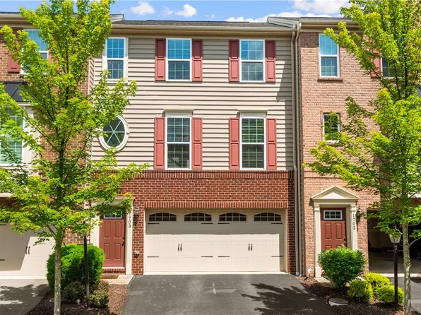 1703 Pointe View Dr, Mars, PA 16046