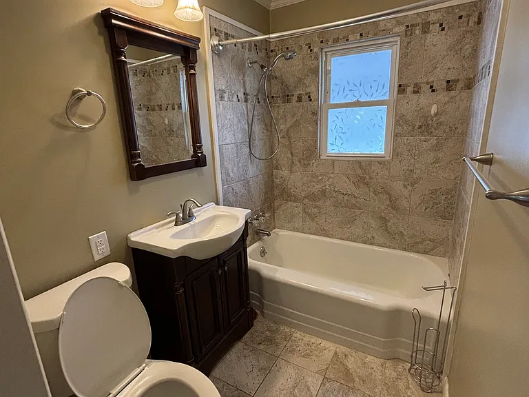 223 Daniel Dr — Photo 11