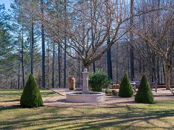 2nd image of 2110 Diamond Mountain Rd