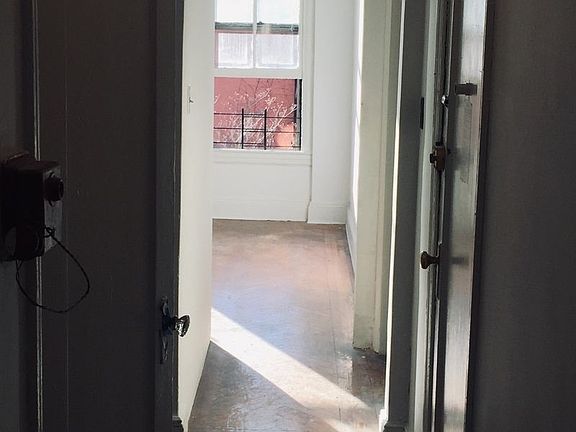 5th image of 262 Clinton Ave #C