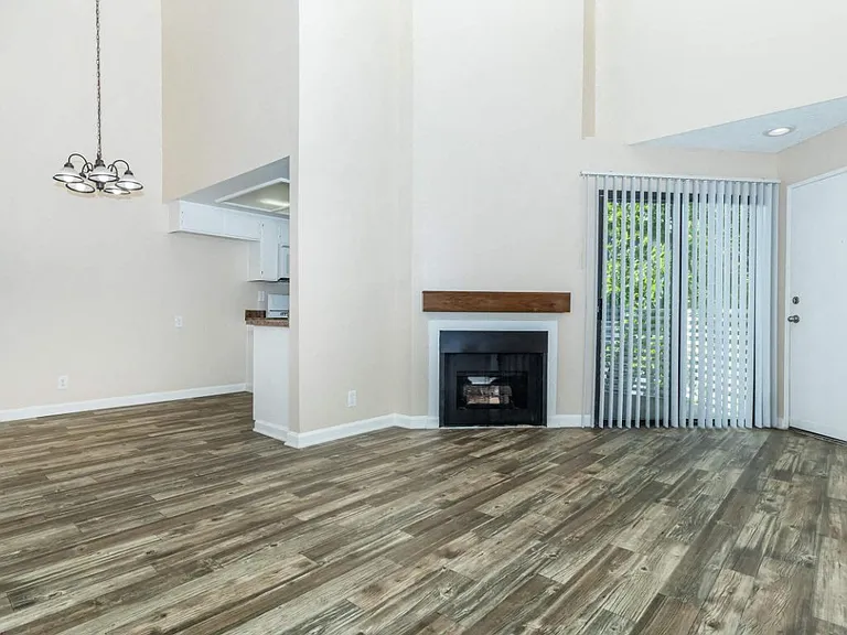 Madison Park Apartments — Photo 20