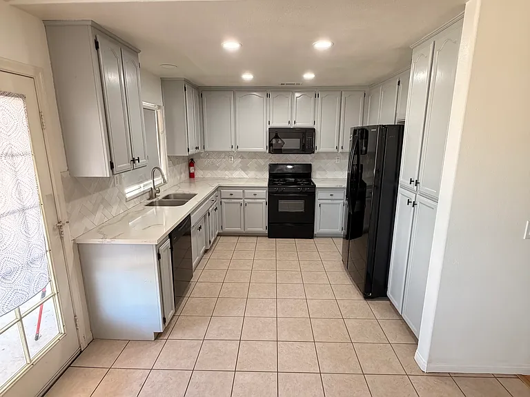 14874 Maricopa Rd — Photo 4
