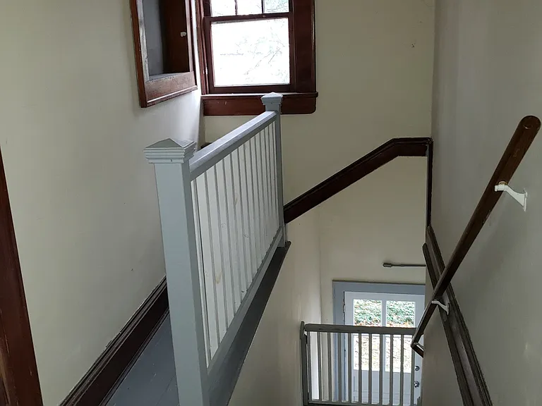 26 Prospect St #2 — Photo 4