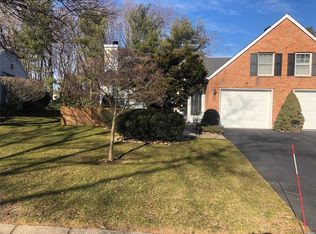 45 Standish Dr, Mount Sinai, NY 11766