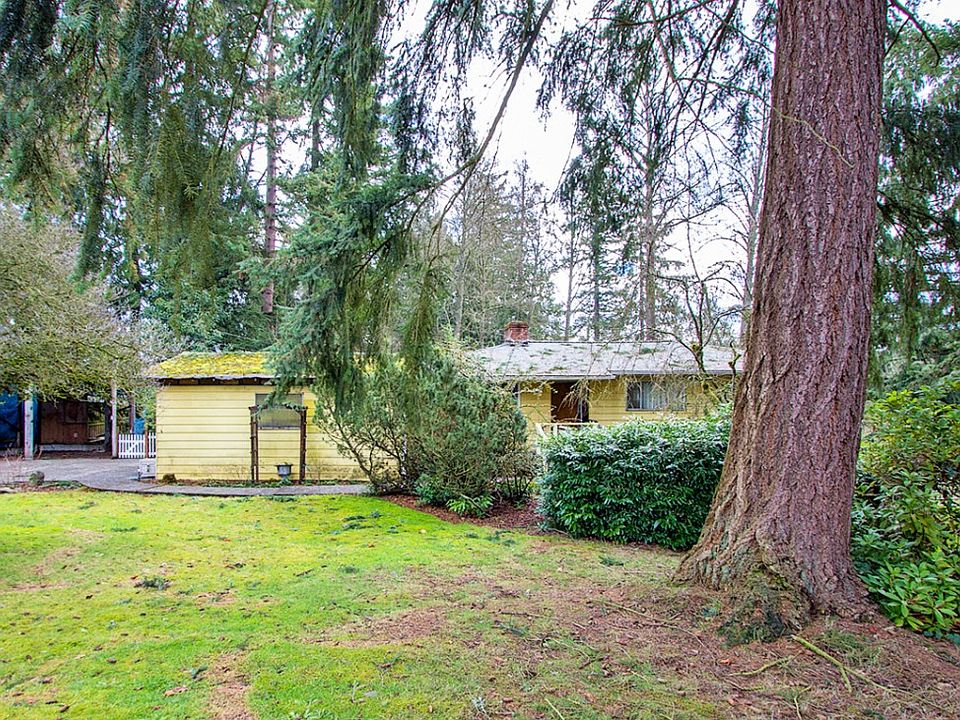 1st image of 10615 46th Ave E