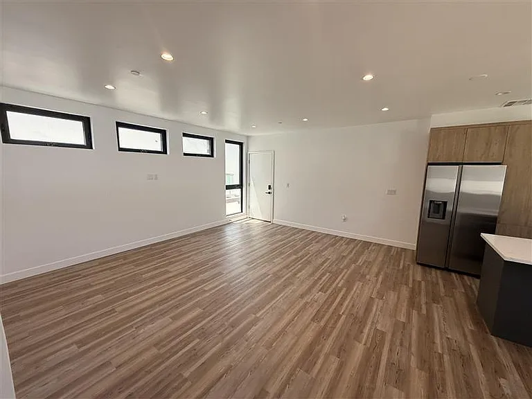 Casa Pacifica — Photo 76