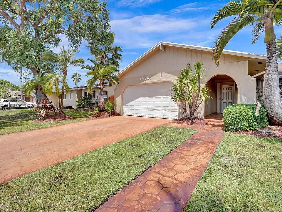 1st image of 10961 NW 16th Ct
