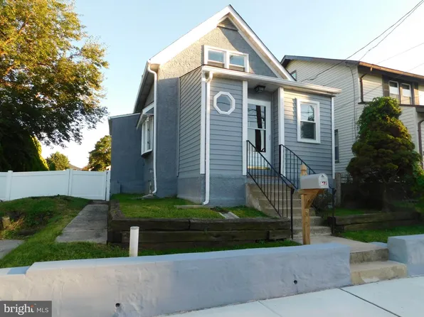 517 Johnson Ave, Upper Chichester, PA 19061