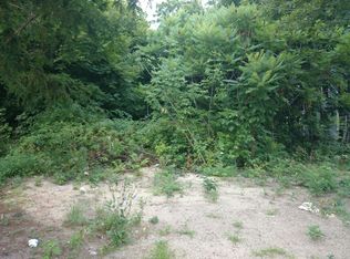 29 Hamilton St, Dorchester, MA 02125