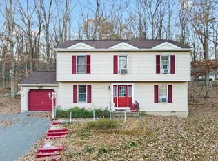 3278 Greenbriar Dr, East Stroudsburg, PA