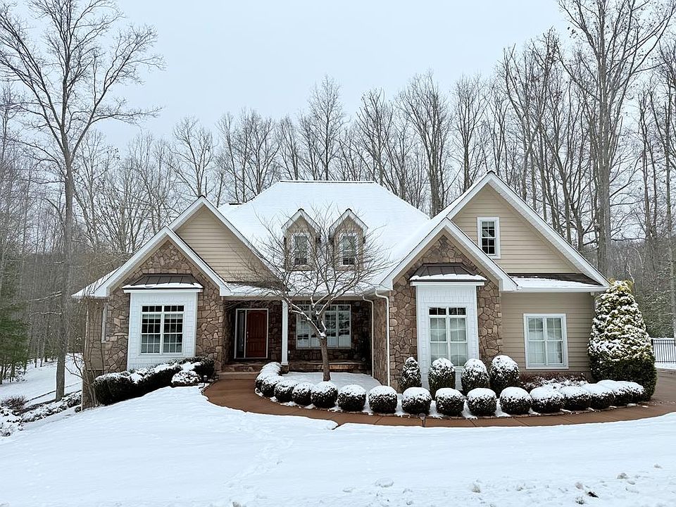 1st image of 881 Far Country Dr