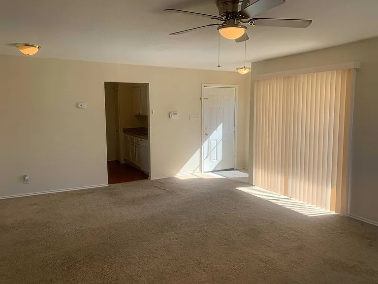 810 Station St — Photo 14