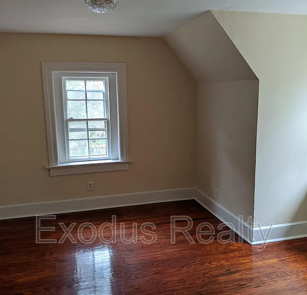 312 Bracken St #A — Photo 11