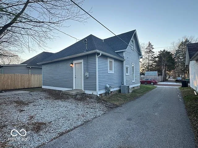449 Yandes St — Photo 42