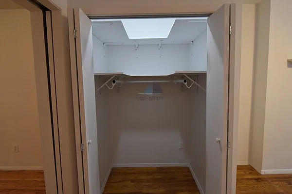 Rented by CNC-Assets | media 25