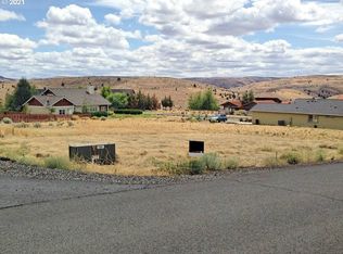 1517 Fish Tail Rd, Maupin, OR 97037