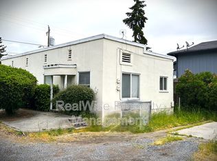 567 SW G St, Grants Pass, OR 97526