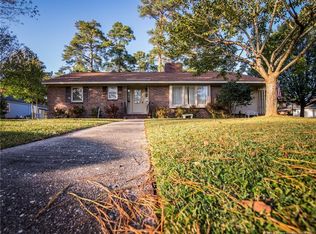 602 W 27th St, Lumberton, NC 28358