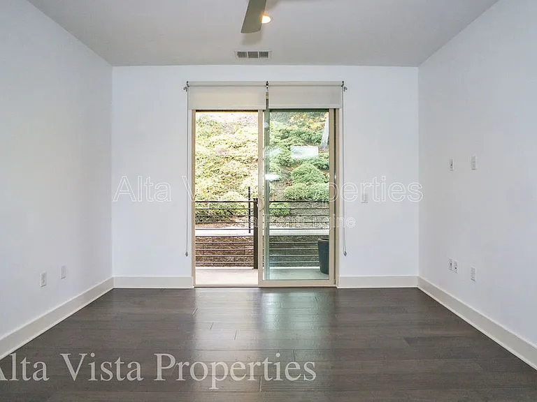 2549 Aperture Cir — Photo 25