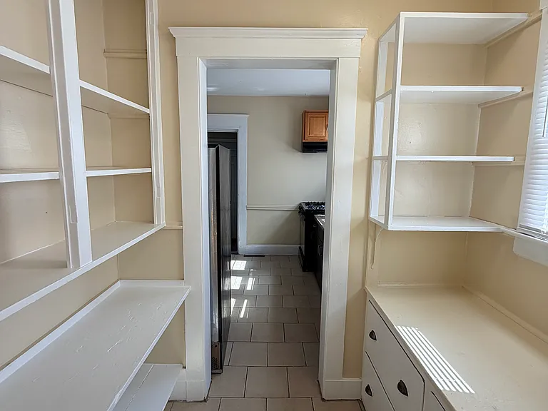 703 George St — Photo 8