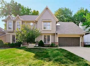 12320 Riggs St, Overland Park, KS 66209
