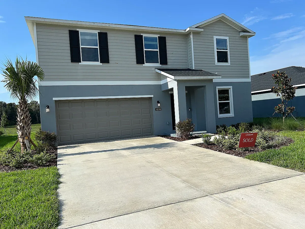 5 bed, 2451 sqft, $2,800 — Photo 1