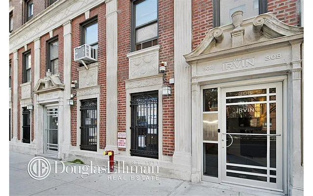 Rented by Douglas Elliman | media 34