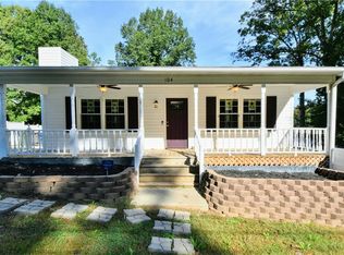 104 Hoover Dr, Lexington, NC 27292